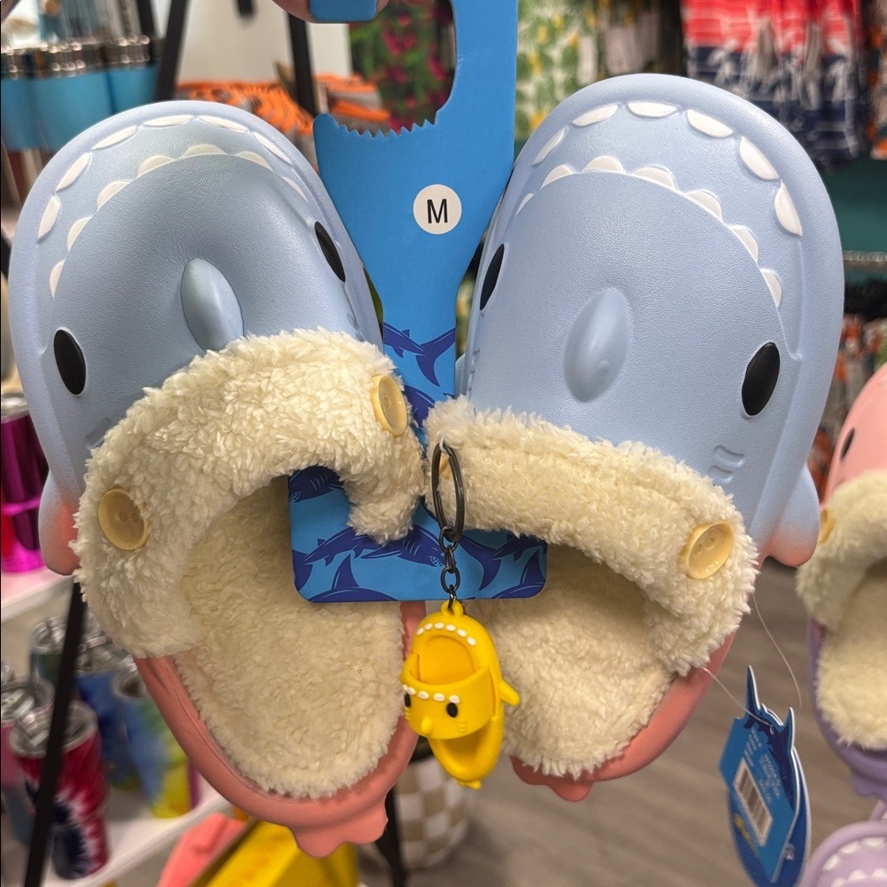 Kids Shark Slippers with removable Fluffy Lining and Keychain NWT